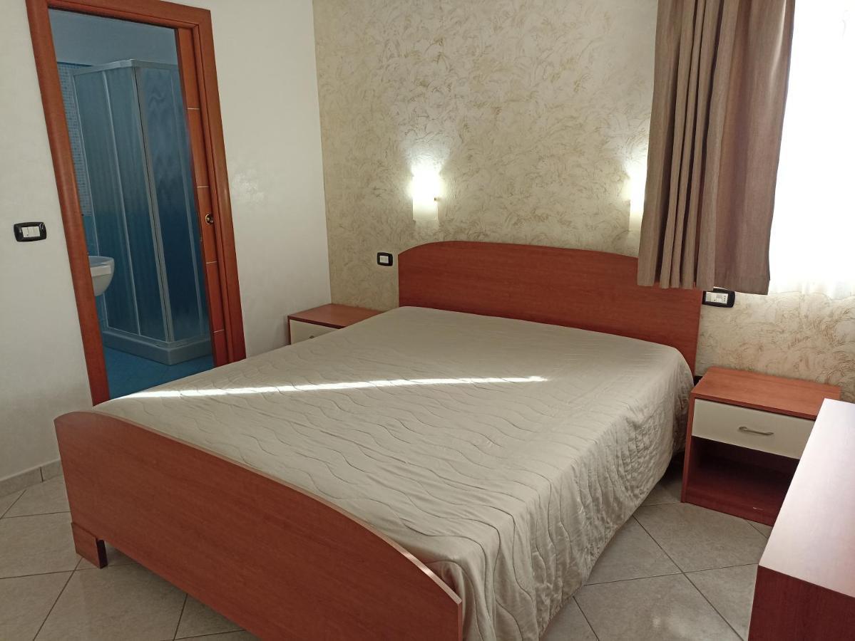 B&B Camere Порто-Чезарео Номер фото